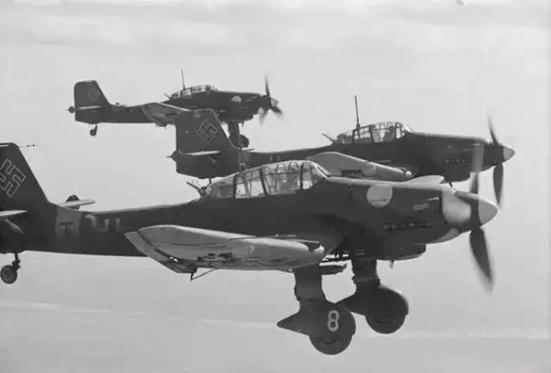 让盟军瑟瑟发抖的“耶利哥号角”德军Ju-87俯冲式发动机(图3)
