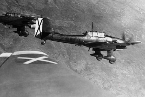 让盟军瑟瑟发抖的“耶利哥号角”德军Ju-87俯冲式发动机(图4)